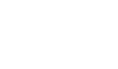 鮮魚がそろったお魚コーナーも好評です。